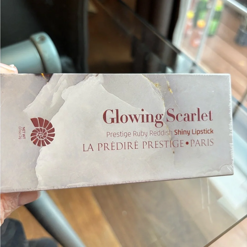 Glowing Scarlet Ruby Reddish Shiny Lipstick by Prestige BNIB/SEALED